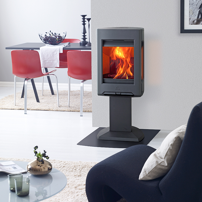 Jotul F167 Woodburner With Pedestal