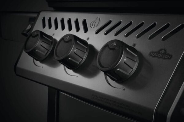 Napoleon Freestyle 425 Freestanding Gas BBQ - Image 4