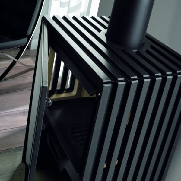 Hergom Glance Wall Hung Woodburning Stove - Image 4