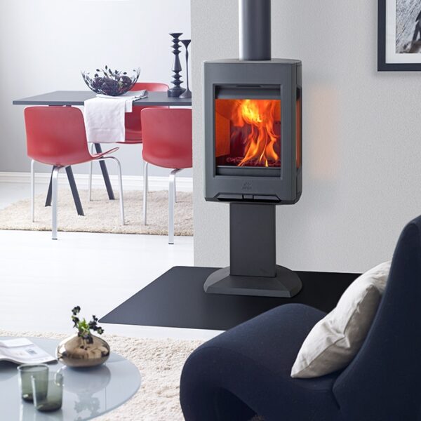 Jotul F167 Woodburner With Pedestal - Image 4