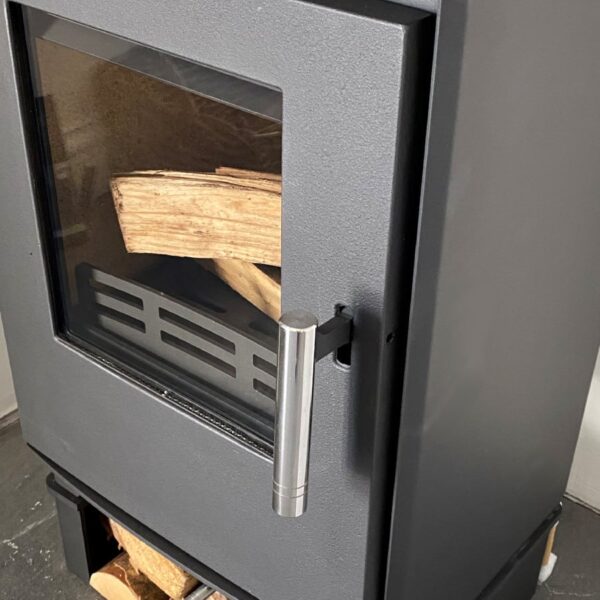 Mendip Loxton 3 SE Convector Plus with Logstore Woodburning/Multifuel Stove - Image 3