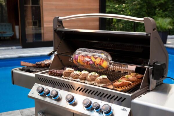 Napoleon Prestige 665 RSIB Freestanding Gas BBQ - Image 3