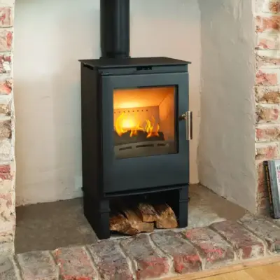 Beltane Brue SE with Logstore Multifuel Stove
