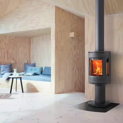 Jotul F137 Woodburner With Pedestal And Side Glass