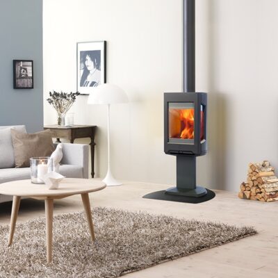 Jotul F167 Woodburner With Pedestal