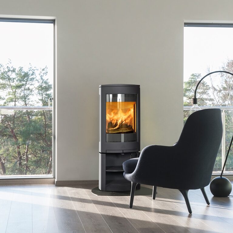 Jotul F371 Advance Woodburner With Base - Image 2