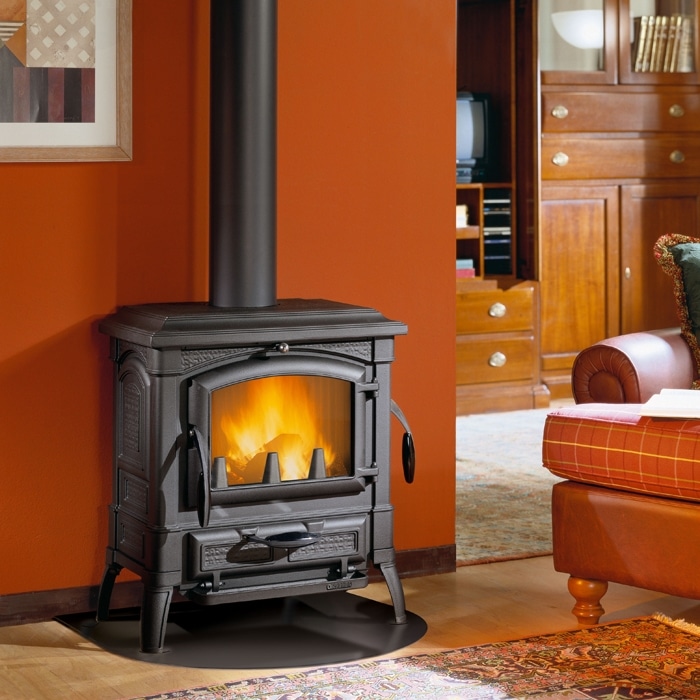 La Nordica Isetta Wood Burning Stove - Image 2